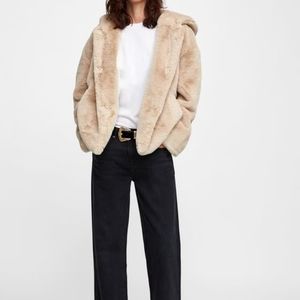 ✨️Zara Oversized Faux Fur Hooded Jacket✨️